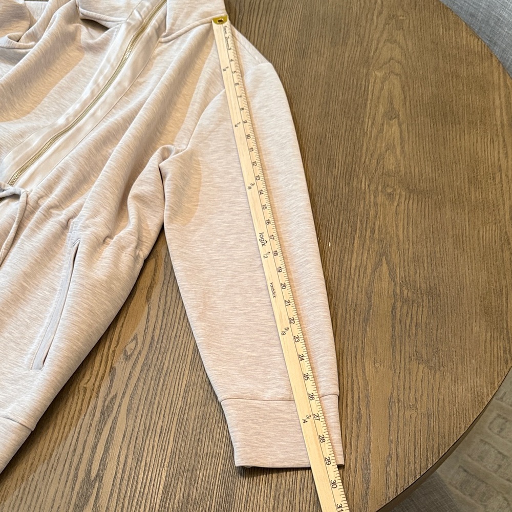 Chico's Weekends Light Taupe Zip-Front Drawstring Utility Jacket - Picture 12 of 12